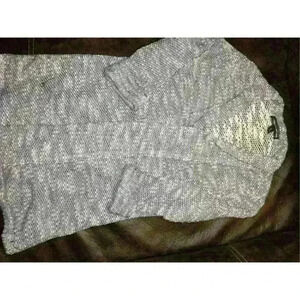 Happening in the present ￼‎ sweater